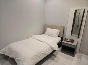 Small Personal Room Al Narjis